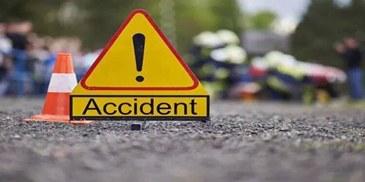 21-year-old youth dies in Kulgam road accident, two others injured