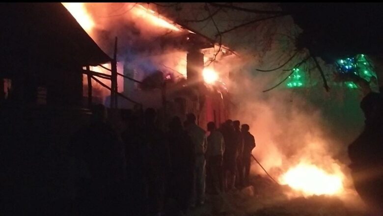 Five structures damaged in Ganderbal fire incident