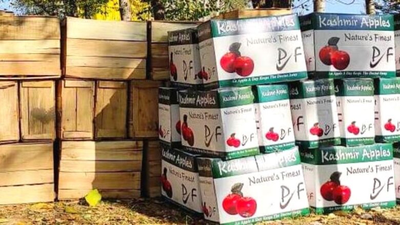 Thieves steal 450 apple boxes in Shopian