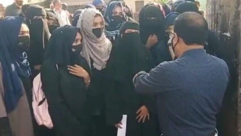 Senior lecturer rips off female student’s hijab in Kashmir school