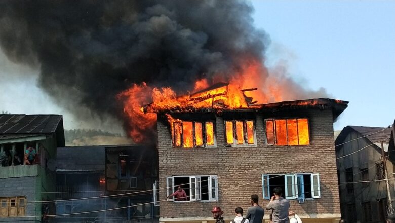 Kulgam: Elderly man dies, his house gutted hours after his death
