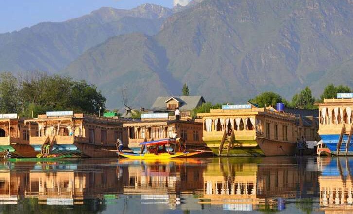 Craftsmanship in crisis: Houseboat construction ban threatens Kashmir’s floating heritage