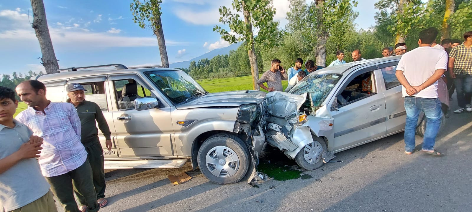 1 useless, 6 others injured in street accident in Kulgam space