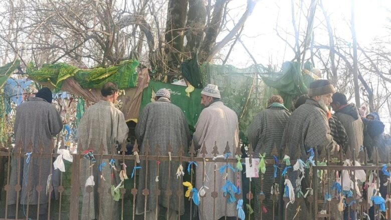 Urs of Hazrat Sheikh Jamal U Din (RA) Celebrated in Sehipora Wayil