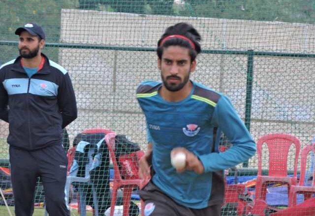 Young Pacer from Bijbehara Kashmir Called for trials by Mumbai Indians