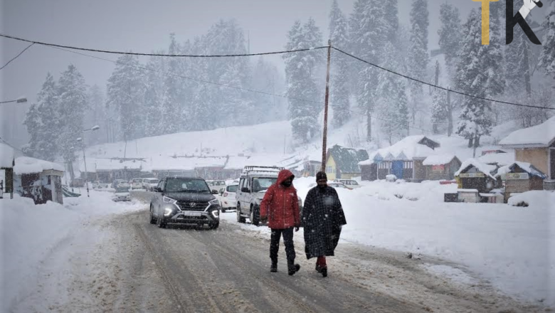 Fresh Snowfall Across Kashmir Valley, More Snow Predicted