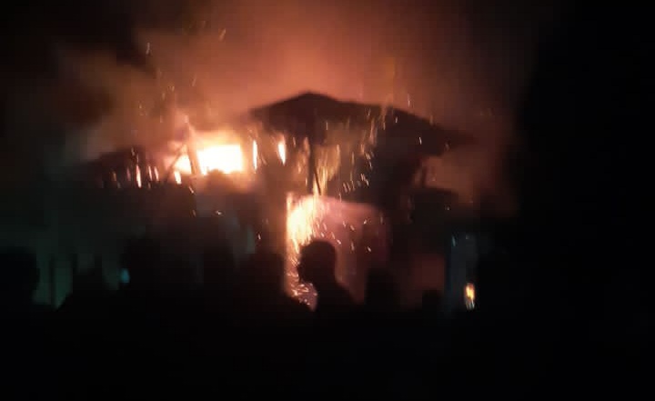 Groceries Shop Damaged in Fire Mishap in Khanabal