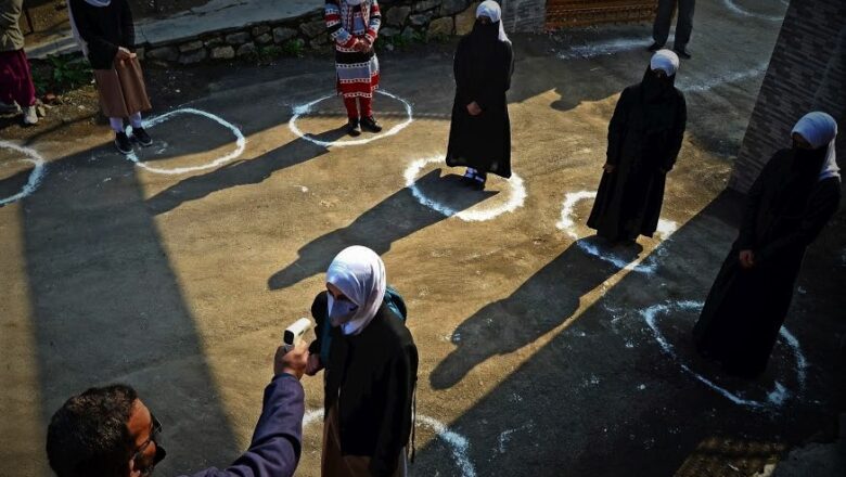 In photos: Schools Reopen After Almost One Year in Kashmir Valley