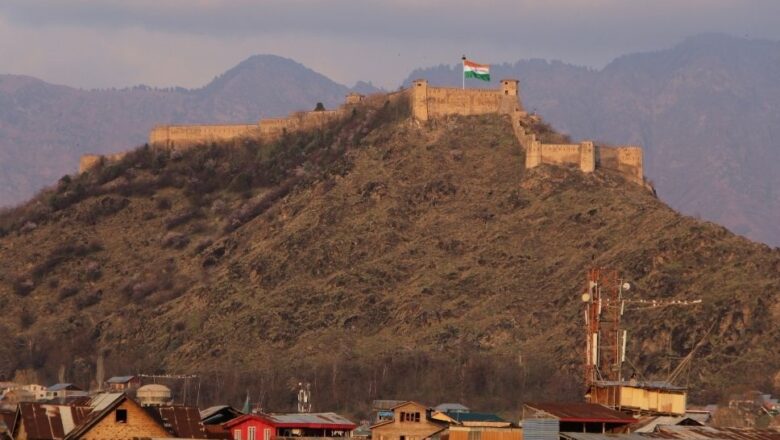 Tricolour Visible from Entire Downtown Srinagar Hosited on Koh e Maaran