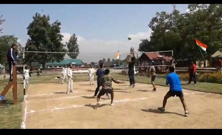 Army’s 21 FAD organized Sports Day in Khandroo Achabal Anantnag