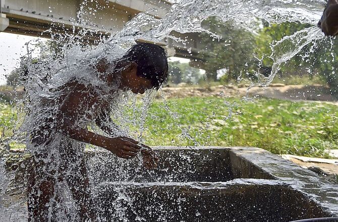 Summer vacations announced in Kashmir; To begin from July 8