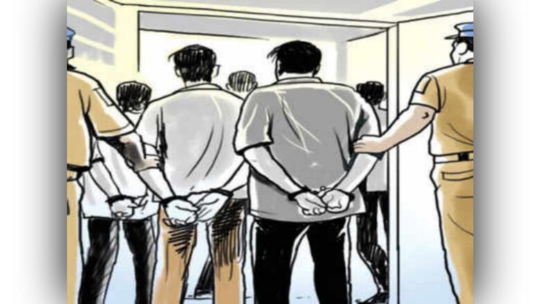 Police arrest four persons for creating ruckus in Rainawari Hospital