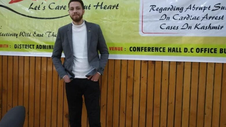 Meet Mehran Sofi: A 25-Year-Old Who Arranges Blood to Save Lives