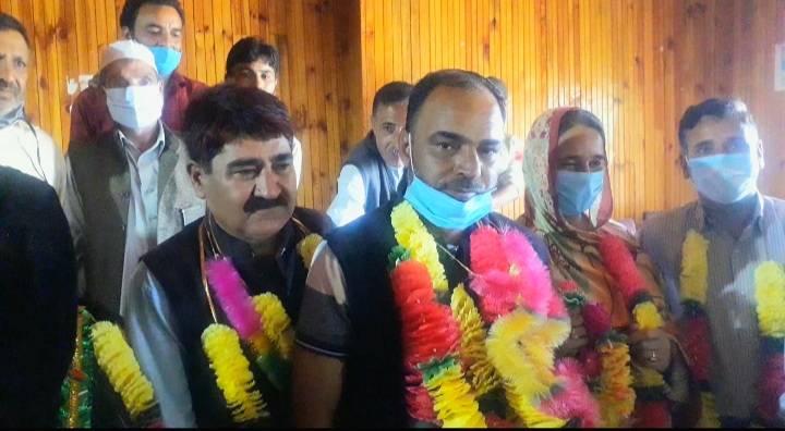 Sheikh Prince elected President, Shiraza Akhter as Vice President of Municipal Committee Kokernag