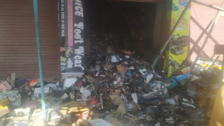Fire Breaks Out at a Footwear Shop in Kulgam