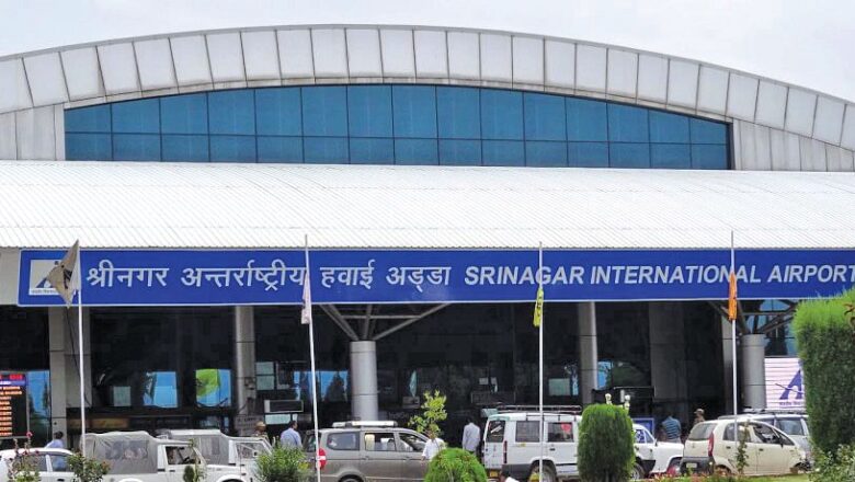 Bomb threat on Vistara flight triggers panic at Srinagar airport