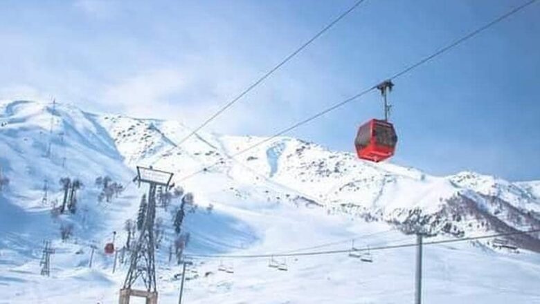 Tourists Urge Authorities To Allow Their Vehicles Upto Gulmarg Not Just Tangmarg