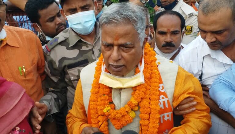 VHP Chief Refers to Indian Muslims as ‘Cancer’, Says they require ‘Chemotherapy’