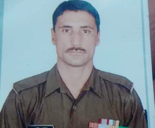 Kashmiri soldier dies in Leh, family appeals to LG to get the body airlifted