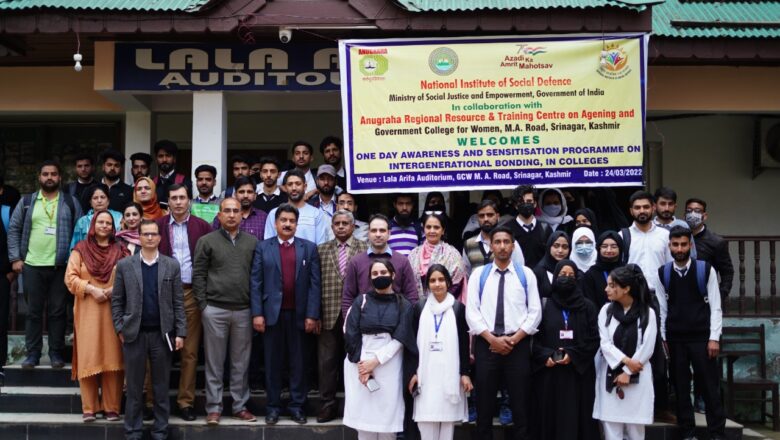 GCW M.A. Road hosts workshop on ‘Inter-Generational Bonding’