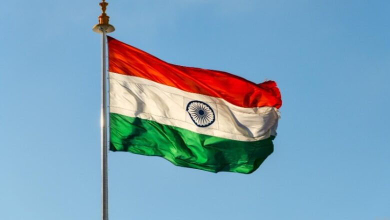 Admin withholds two increments of employee for disrespecting tricolour