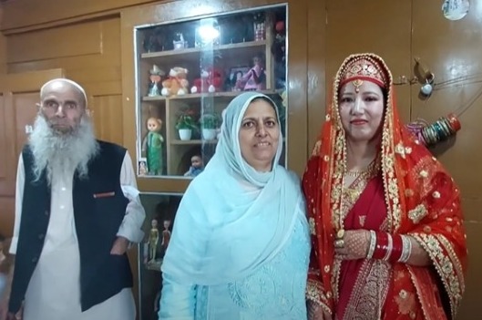 Video- Muslim neighbours host Kashmiri Pandit Bride’s wedding in Kashmir