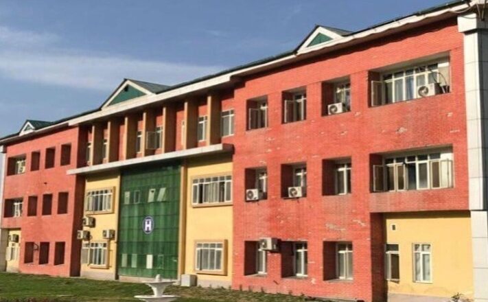 GMC Baramulla students suffer due to non-availability of buses, Hostels