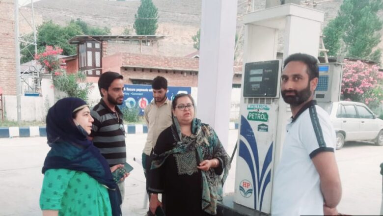 Officials conduct market checks in Kashmir, Say ‘No Shortage of petrol anywhere’