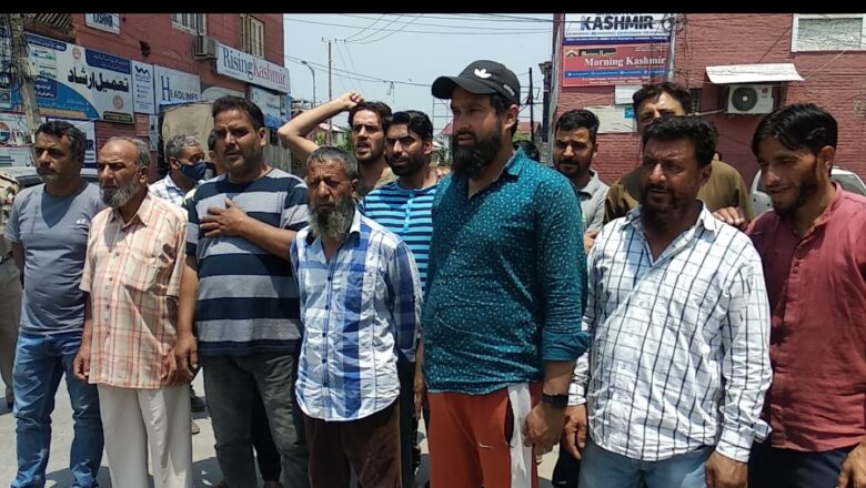 ‘Closing down of shops for 40 days during Amarnath Yatra ‘injustice’, Pantha Chowk shopkeepers stage protest