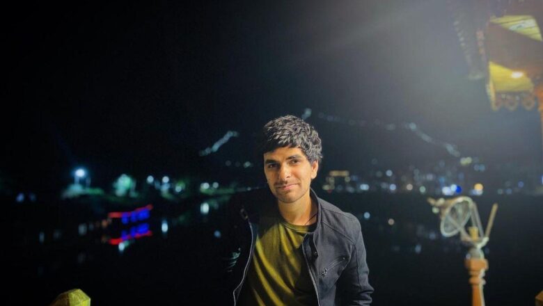 Srinagar singing sensation makes it to Bollywood, to debut as a playback singer for a big banner