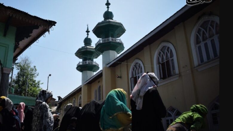 On Shab-e-Barat, Kashmir abuzz with preparations