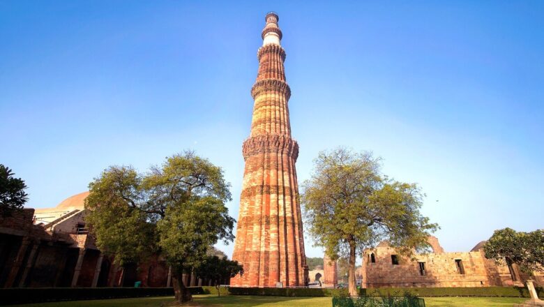 Agra’s royal family lays claim over Qutub Minar