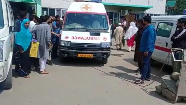 ‘Doctors scrolled through phones as she died’: Budgam Family alleges their kin died due to medical negligence