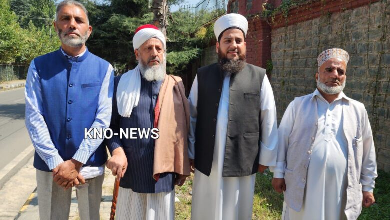 Clerics’ delegation meets LG, Demands release of arrested clerics, resolving of issues faced by fruit growers