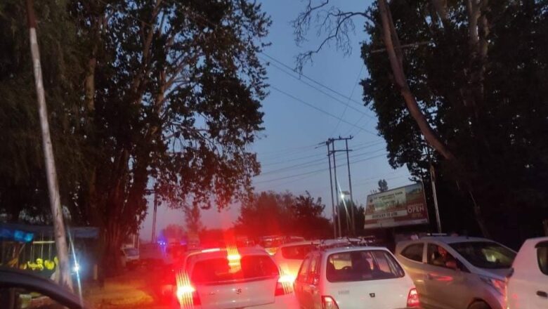 Massive traffic jams in Sopore, Baramulla; Traffic Department issues advisory ahead of HM Amit Shah’s rally