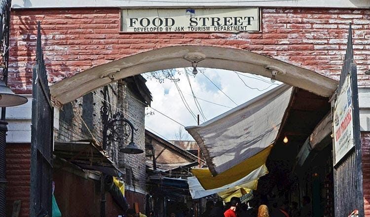 Once famous for meat dishes, Batte Gali in Srinagar turns largely vegetarian