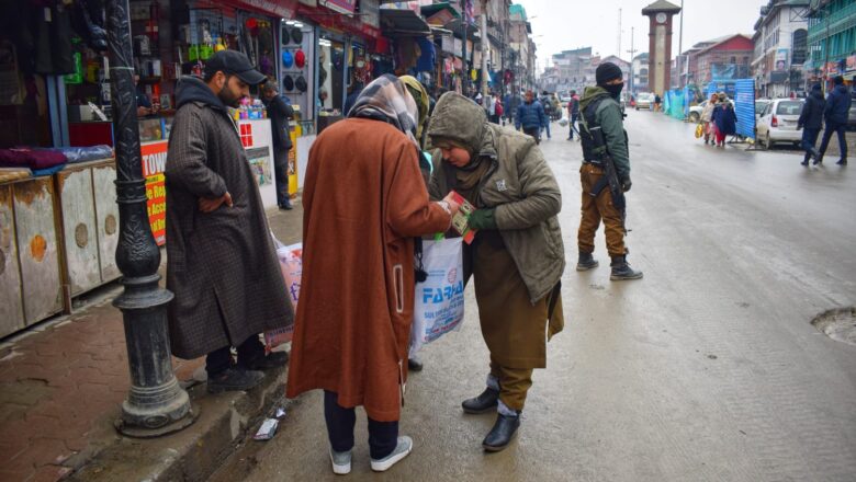 Ahead of Jan 26, security beefed up, frisking intensified in Srinagar