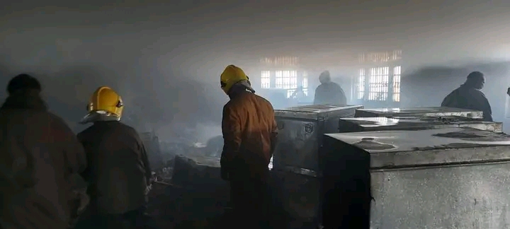 Fire destroys five residential houses, furniture factory in Baramulla