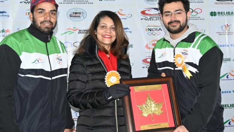 Pulwama man bags Gold, Bronze in second Curling National championship in Gulmarg