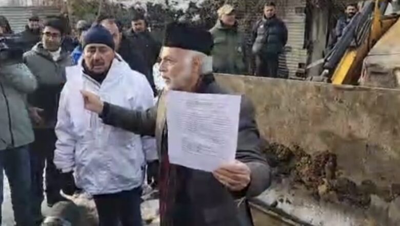 VIDEO: Senior Kashmiri politician stands to bulldozers, Warns of ‘disastrous’ consequences during eviction drive