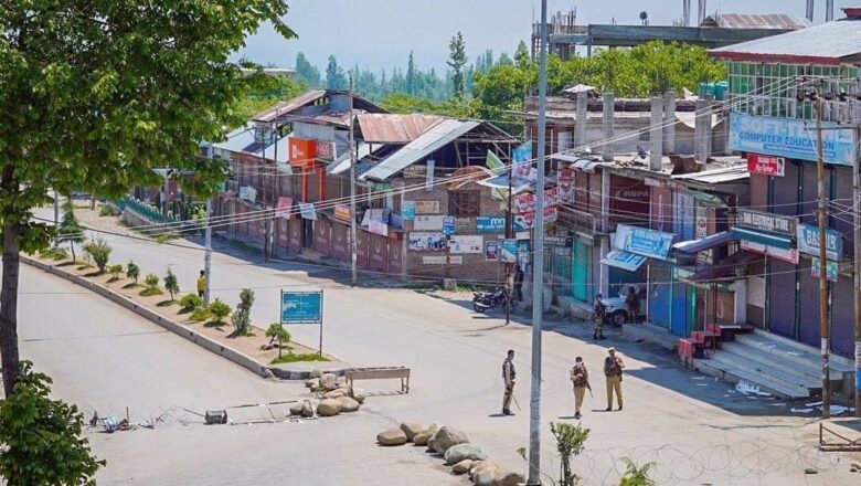 Govt. to introduce bill allowing shops to operate 24×7, working hours to be capped at 8 hours a day