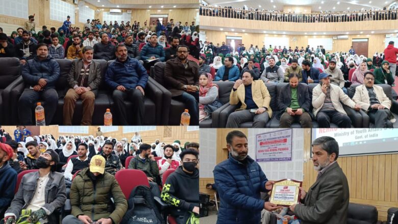 NYK Pulwama organizes district level Youth Parliament at IM-GDC Shopian