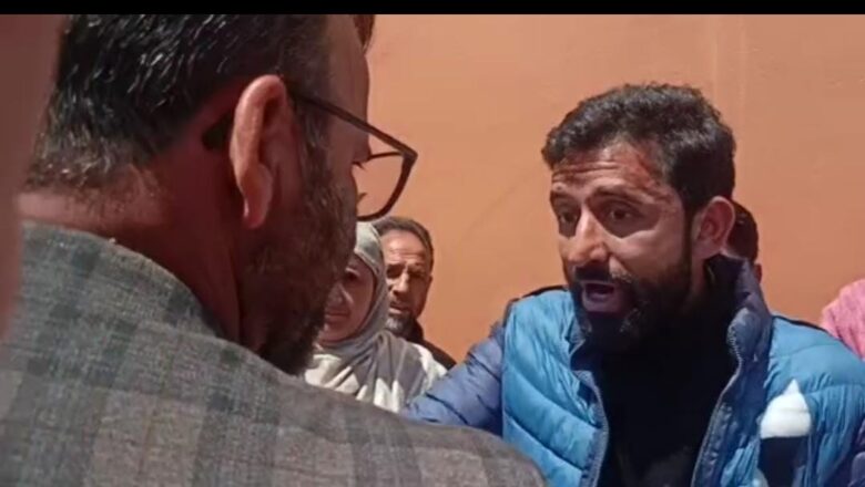 Education official assaults gatekeeper of private school in Shopian, official denies allegations