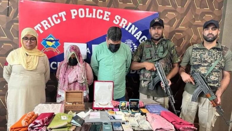 In Srinagar, Couple arrested for impersonating as IAS and IPS officer