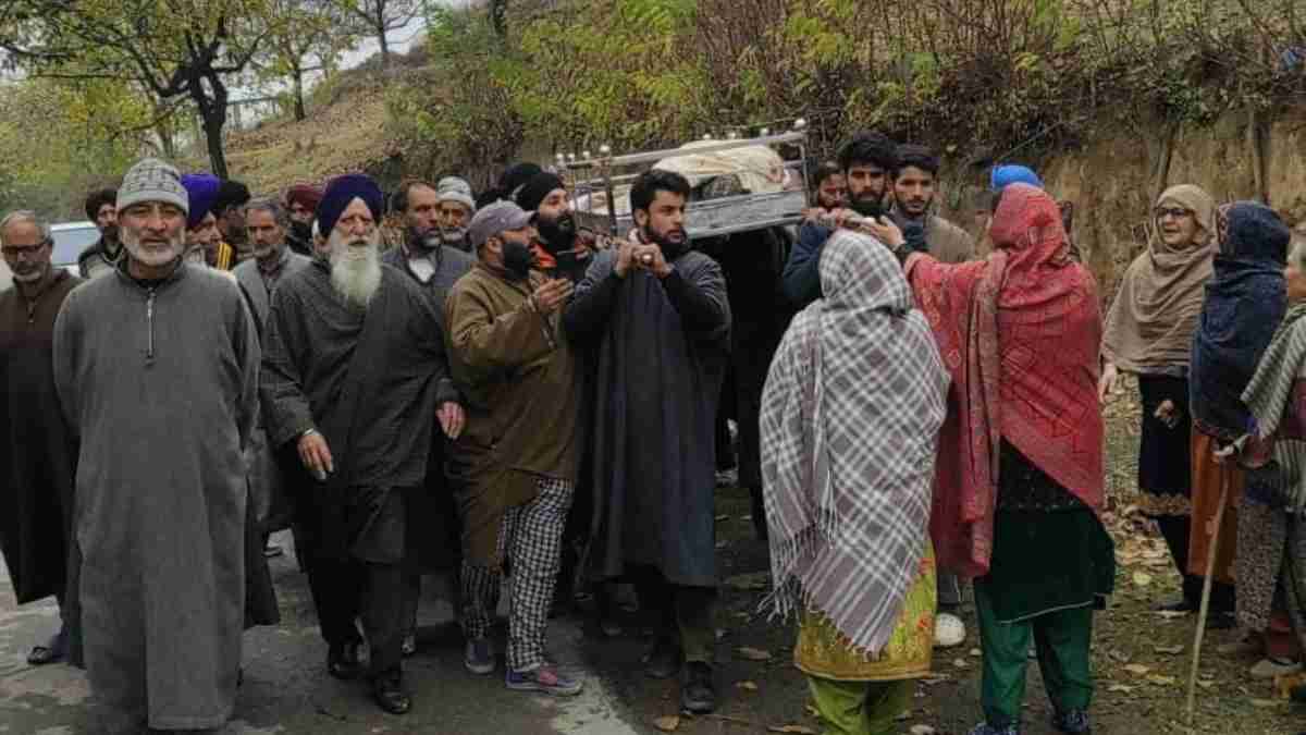 Muslim And Sikh Neighbours Come Together To Perform Last Rites Of ...