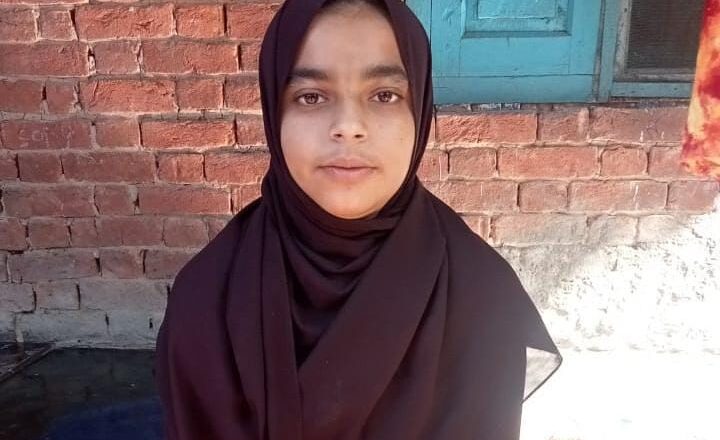 Teenage girl goes missing in Kulgam, family seeks help