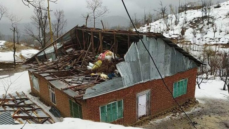 Around 120 houses damaged in windstorm in Kulgam