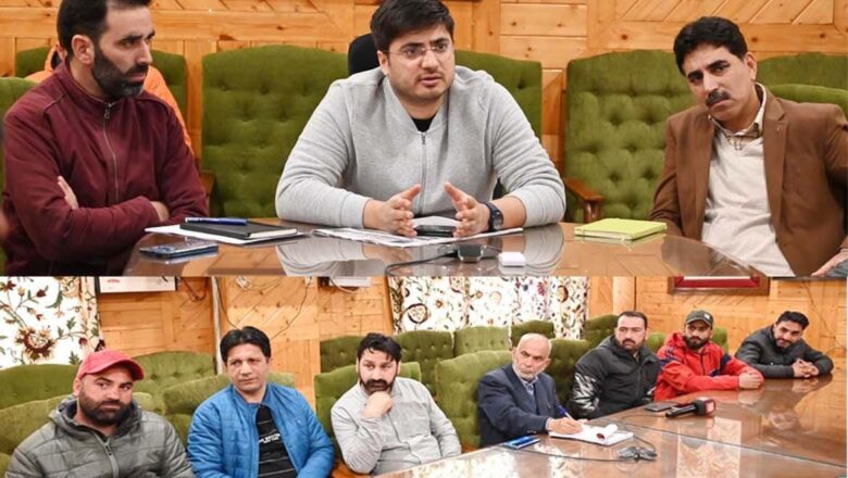 DEO Shopian chairs interaction session with media persons