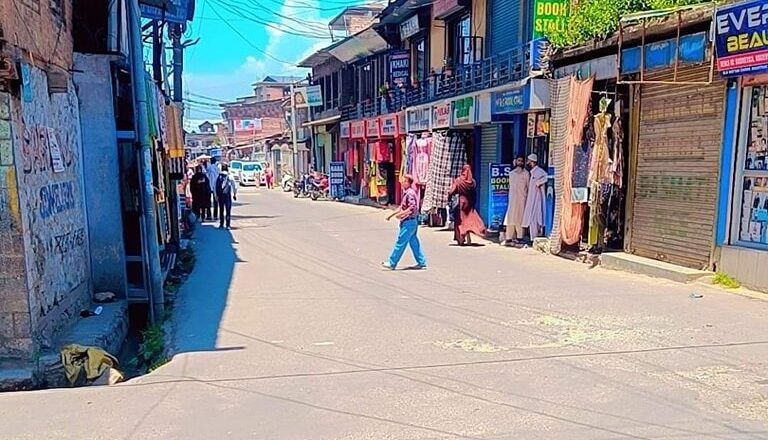 South Kashmir Eid shopping plummets as markets report up to 70 per cent drop in sales