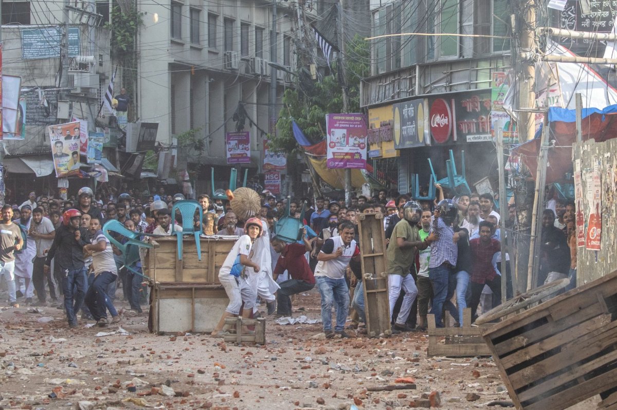 Bangladesh Quota Protests: Indian High Commission Issues Safety ...